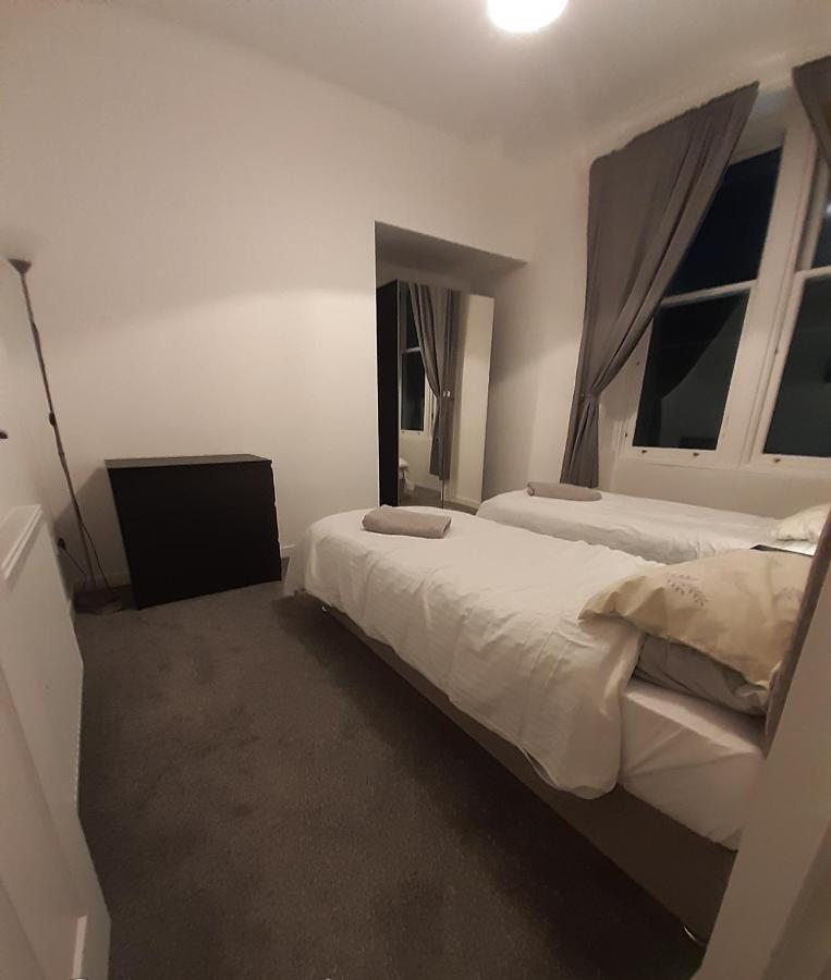 Carvetii - Edward House A - 2 Dbl Bed 1St Floor Flat Apartment Dunfermline Luaran gambar